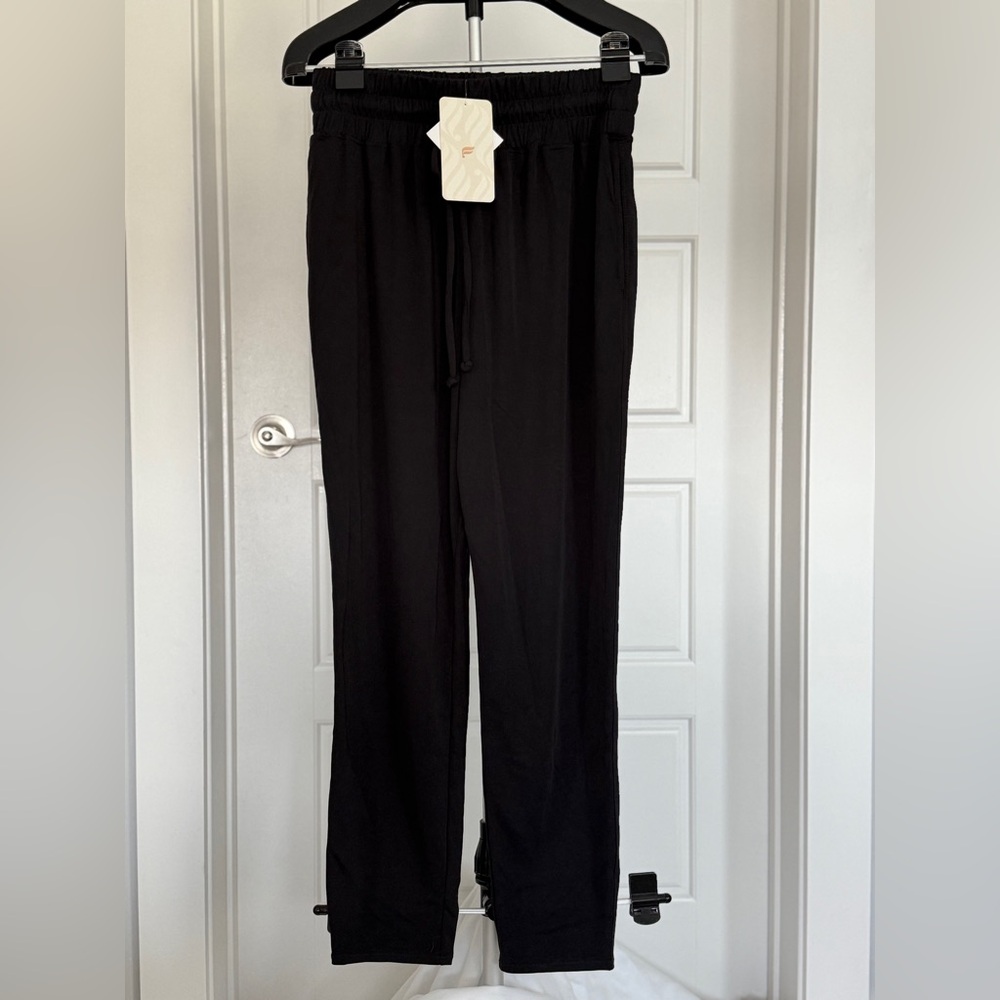 Fabletics Blaine Harem Pant